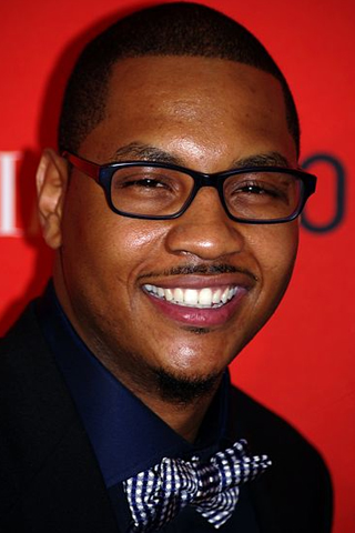 Red Klotz, no ha sido siempre un perdedor. Jugaba como guardia con los Baltimore Bullets cuando ganaron el título de la NBA en 1948