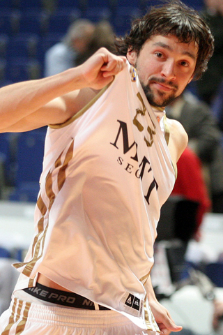Un Llull de récord pone al Madrid a un paso de igualar su mejor arranque en la historia