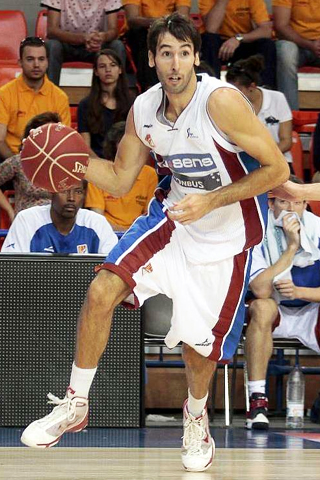 Facundo Campazzo, entre los preferidos por el momento en el equipo de los Jugadores Nacionales